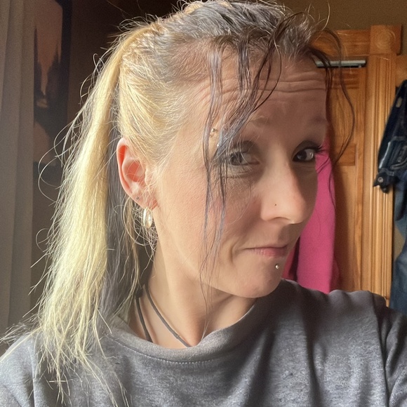 Meet your Posher, Molly - Picture 8 of 16